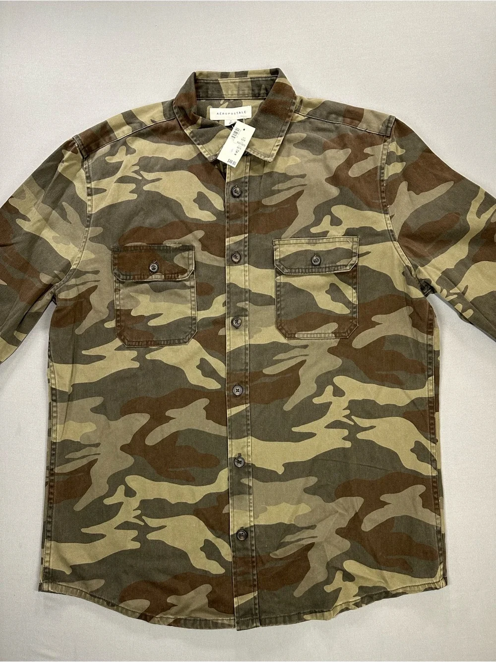 NWT Aeropostale Long Sleeve Camo Workwear Button-Down Shirt - Mens Medium